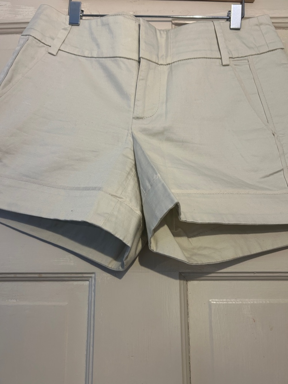 Club Monaco Cream High-Rise Casual Shorts